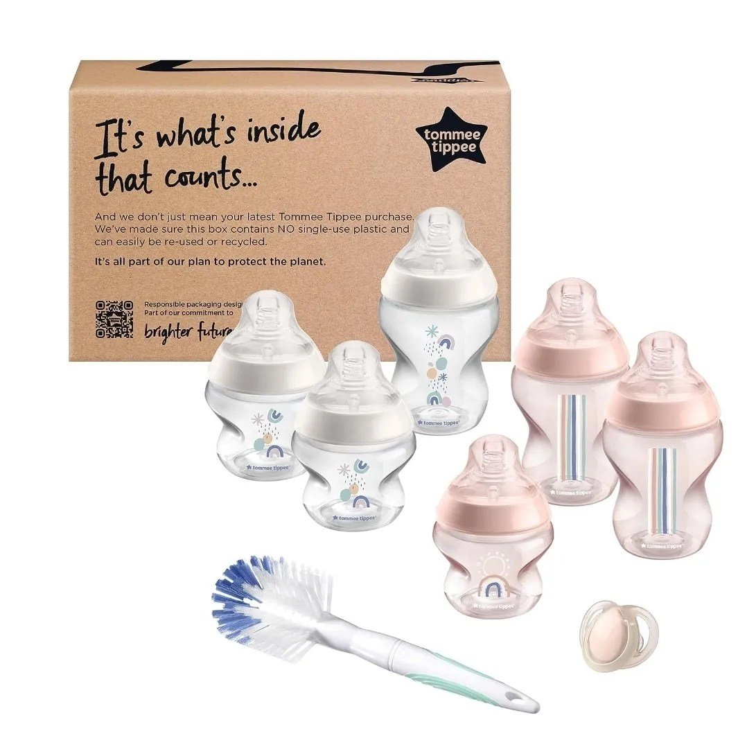Tommee Tippee Closer to Nature feeding starter set.